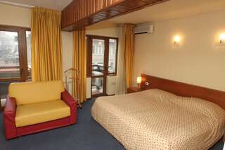 Отель Hotel Pirin Банско Семейный люкс (для 2 взрослых и 2 детей) - Полупансион и доступ в спа-центр-10